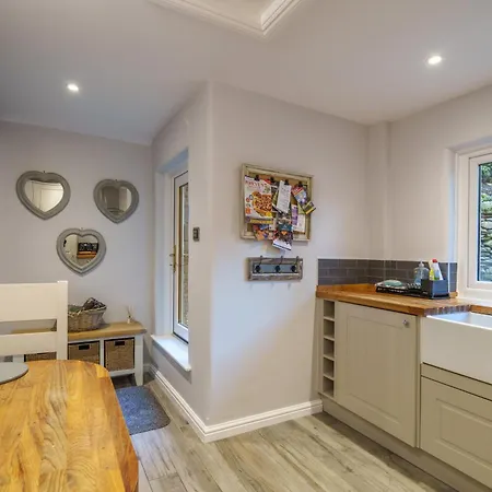 Tatil Evi Laburnum - Town Centre, With Parking Windermere