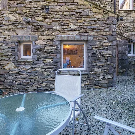 Laburnum - Town Centre, With Parking Tatil Evi